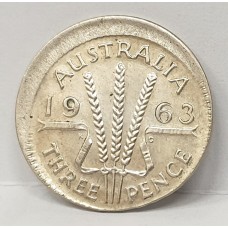 AUSTRALIA 1963 . THREEPENCE . ERROR . MIS-STRIKE . LARGE LIP